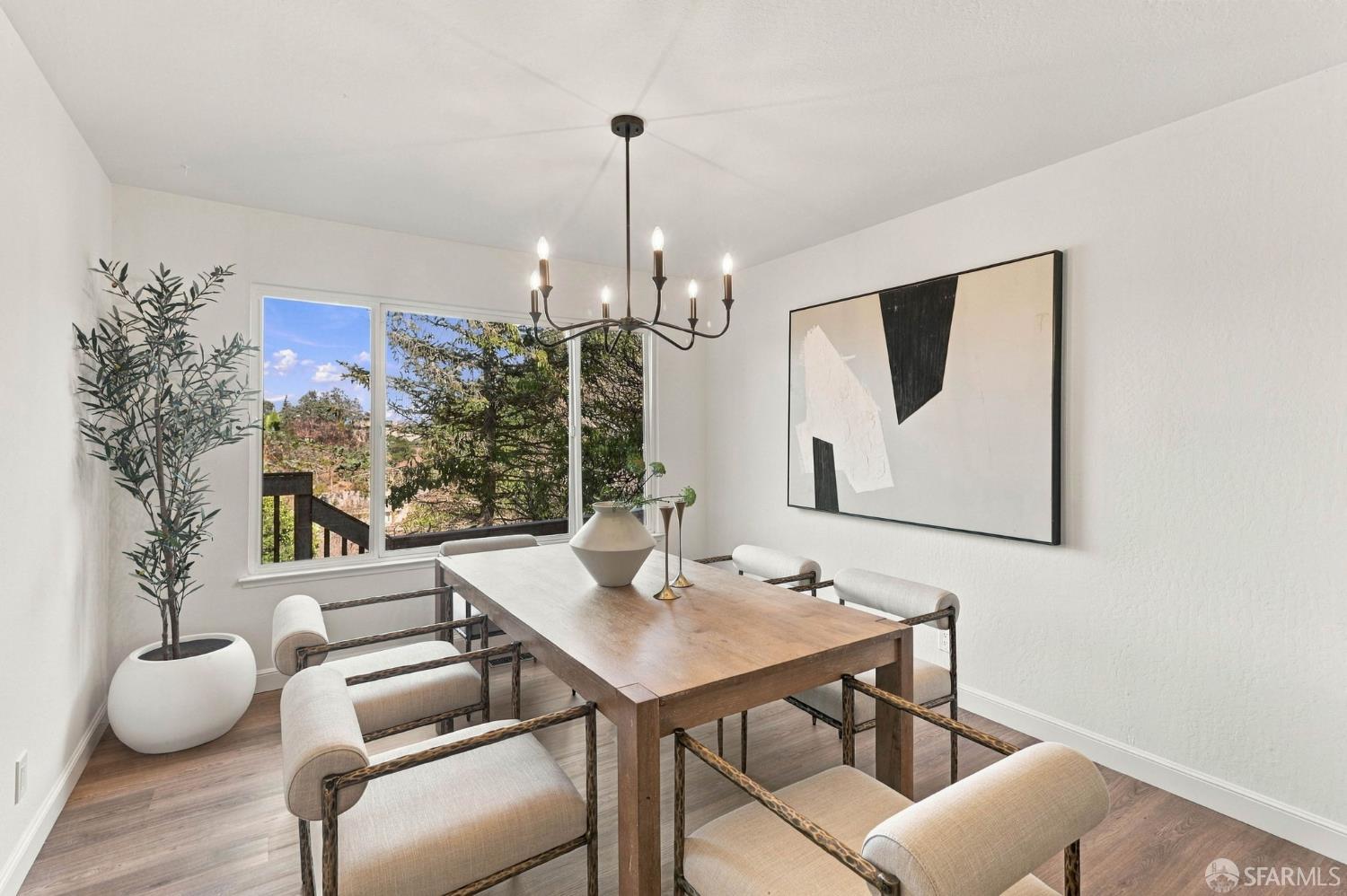 1711 Parkwood Drive