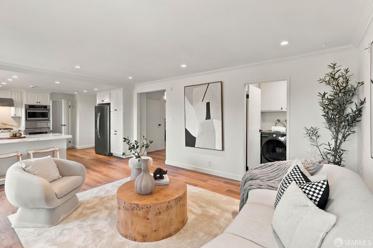 1711 Parkwood Drive