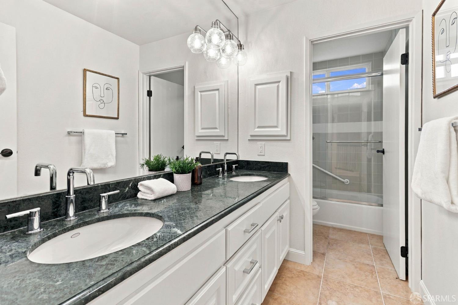1711 Parkwood Drive
