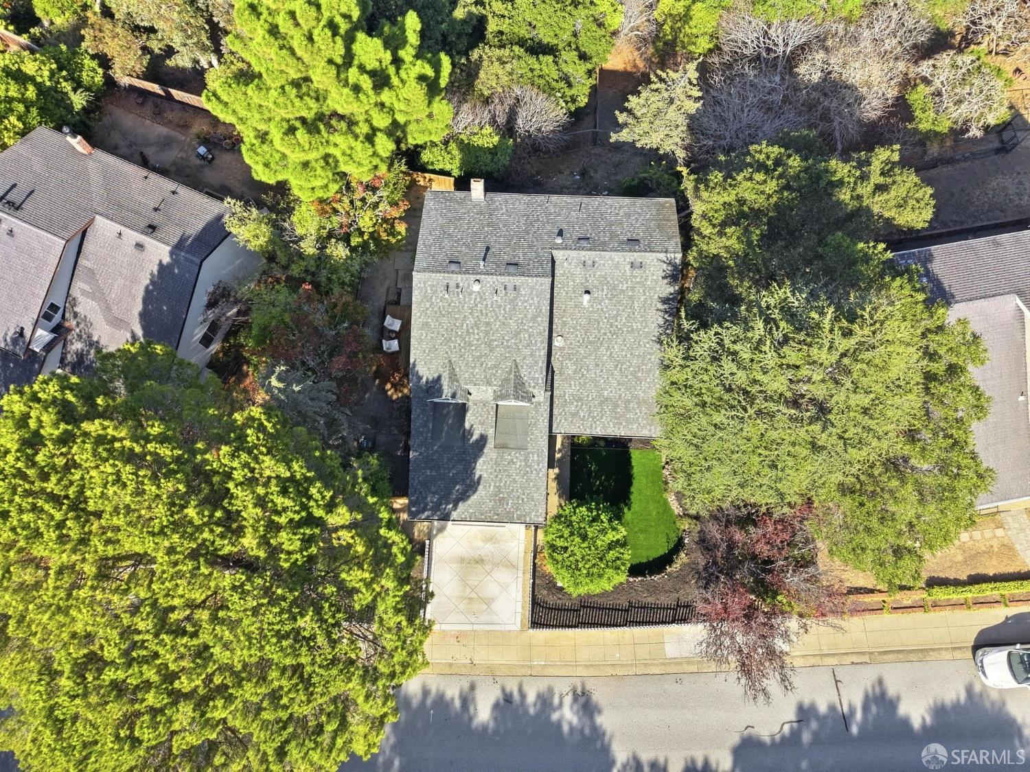 1711 Parkwood Drive
