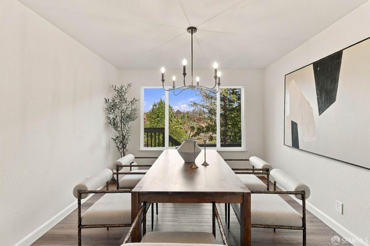 1711 Parkwood Drive