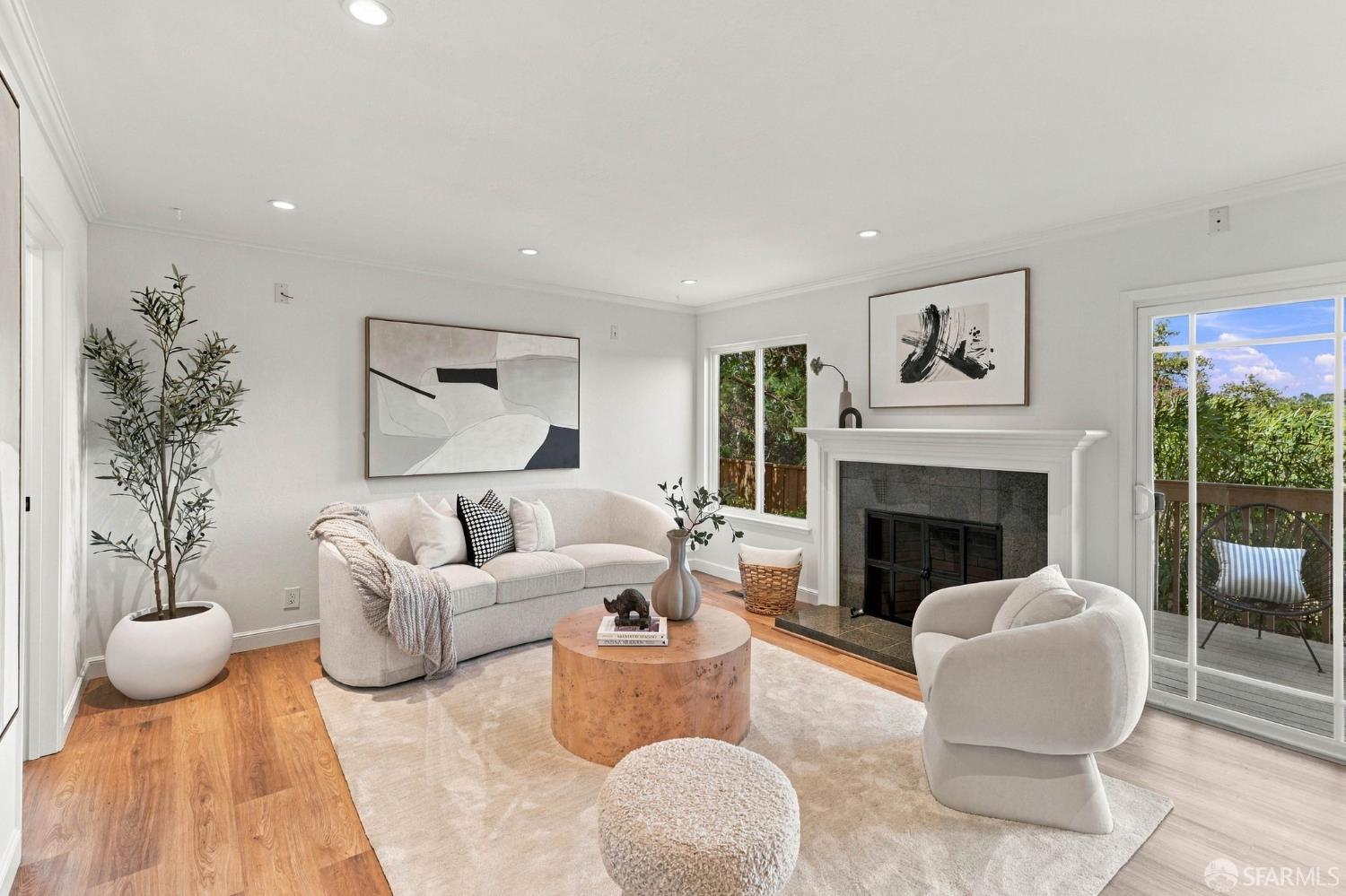 1711 Parkwood Drive