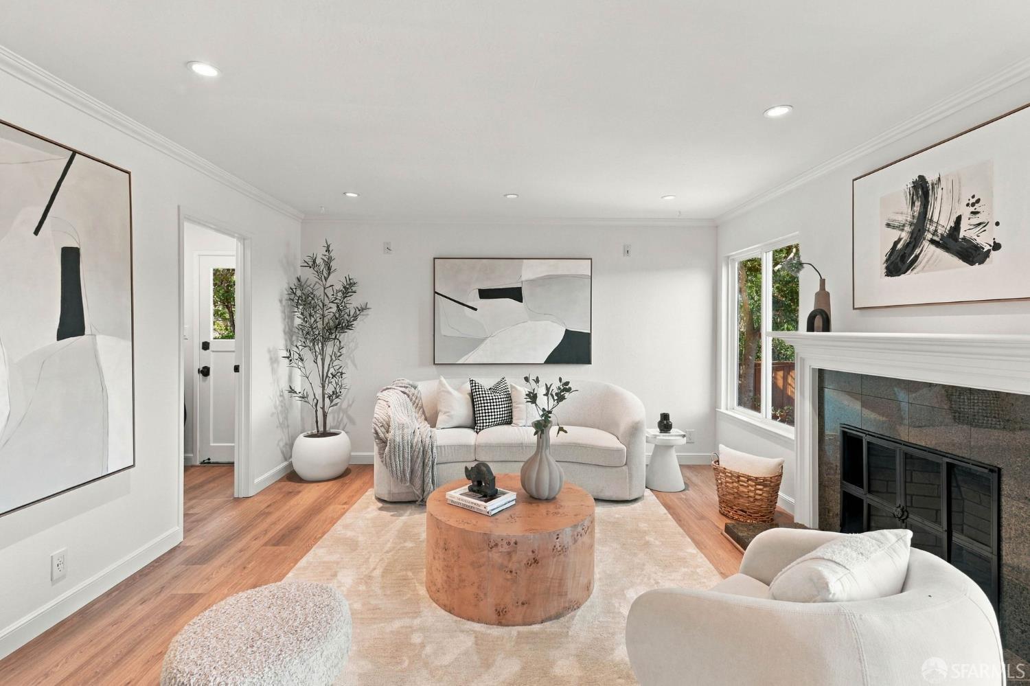 1711 Parkwood Drive