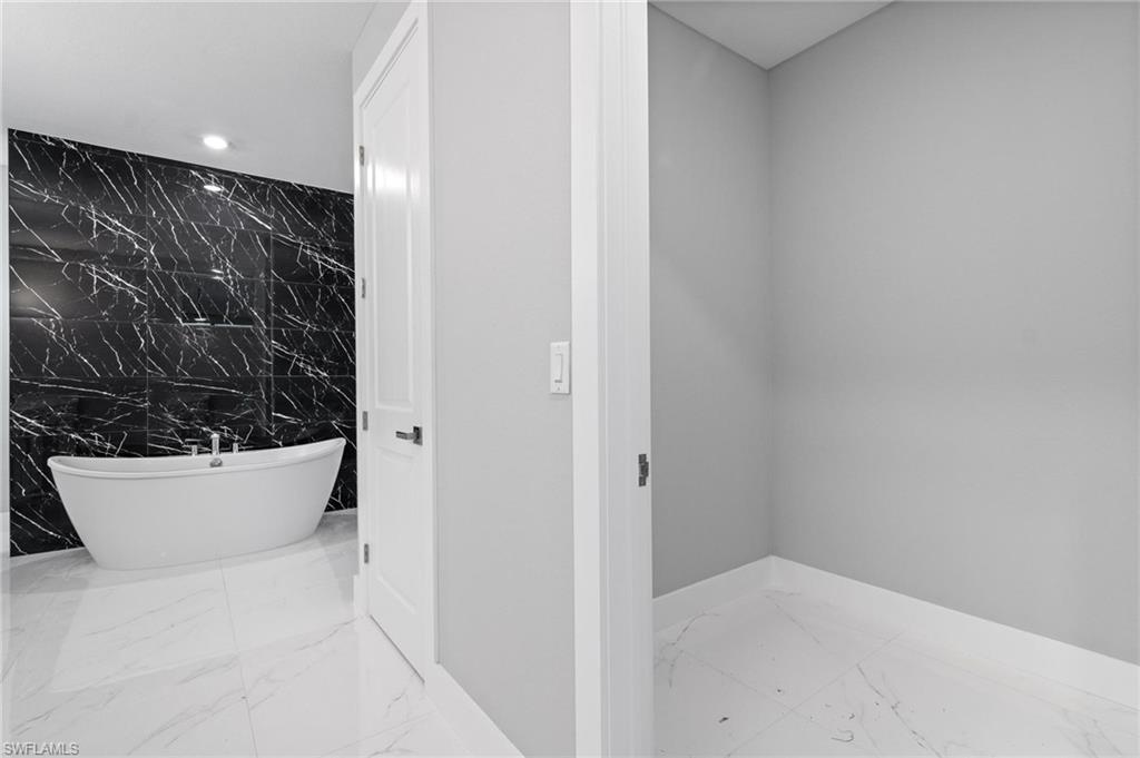 344 SW 26th AVE
