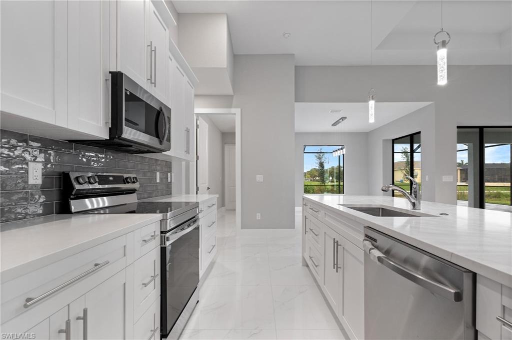 344 SW 26th AVE