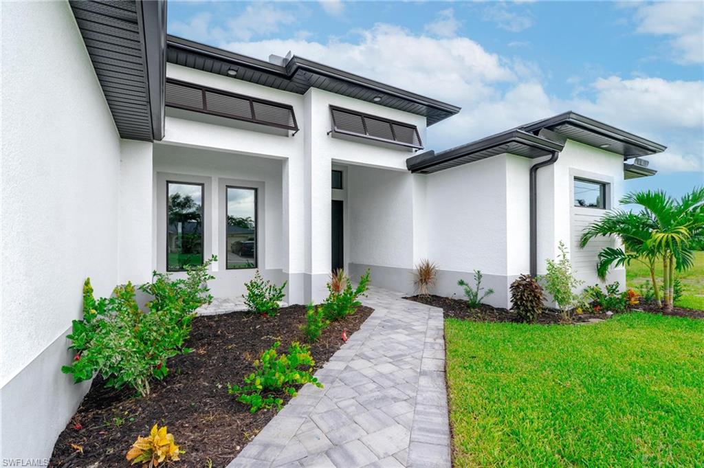 344 SW 26th AVE