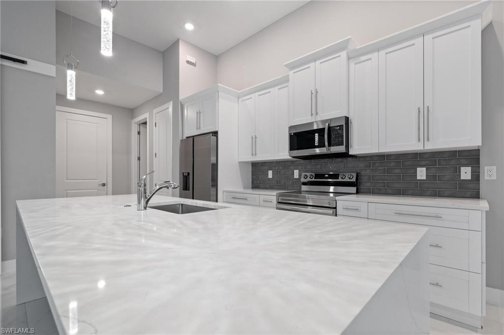 344 SW 26th AVE