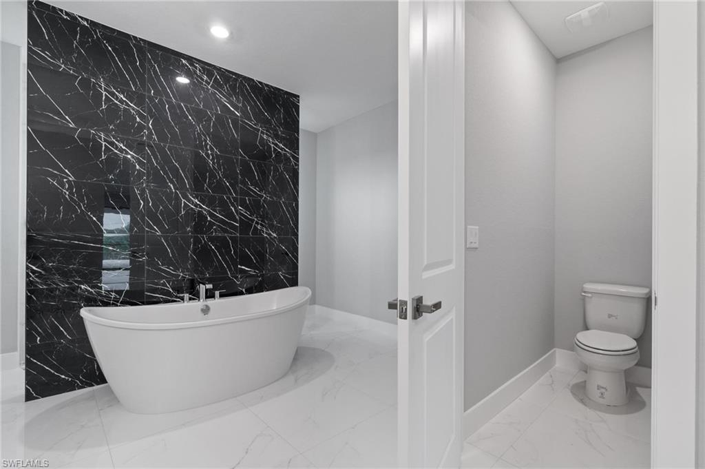 344 SW 26th AVE