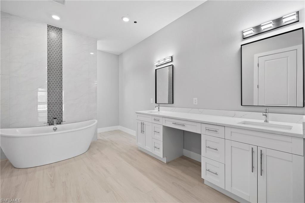 137 SE 28th TER