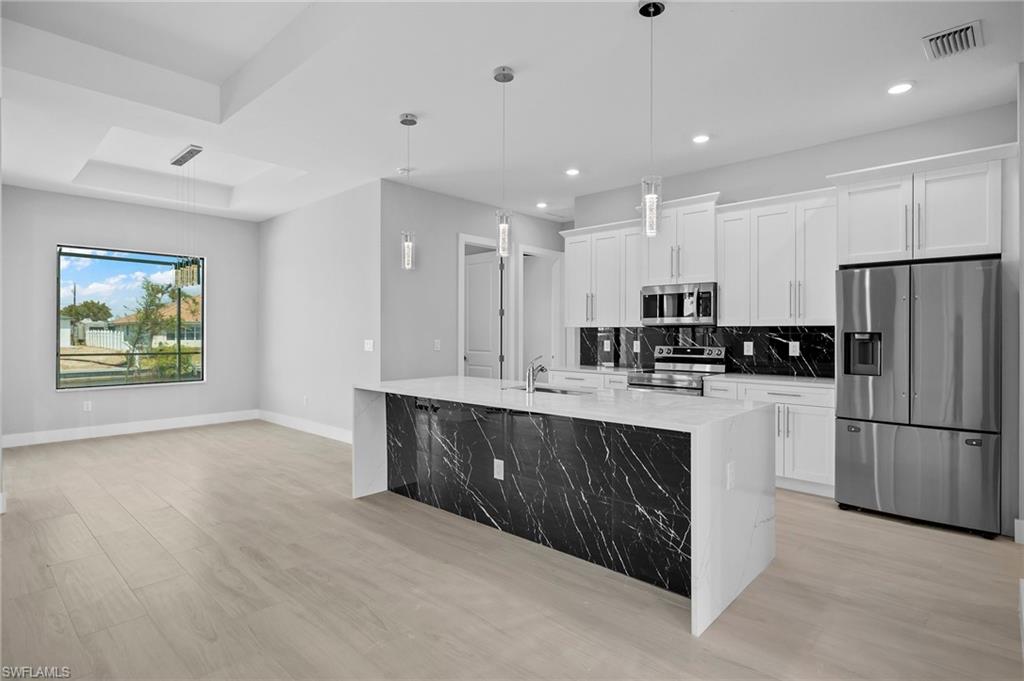 137 SE 28th TER