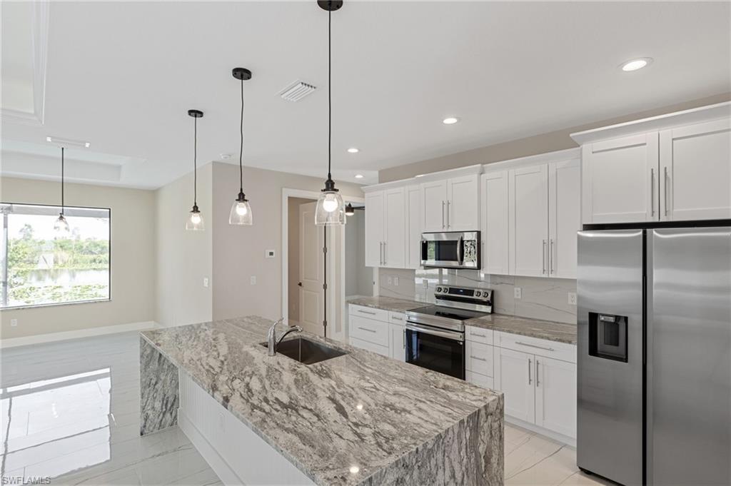 2318 NW 28th AVE