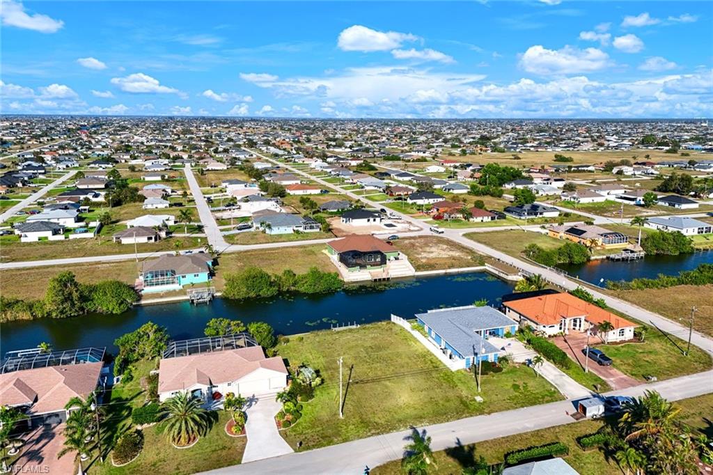 1000 NW 3rd AVE
