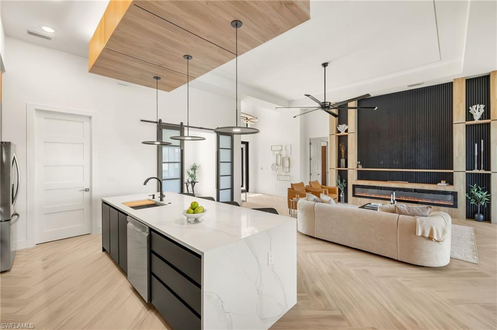 1228 NW 40th PL