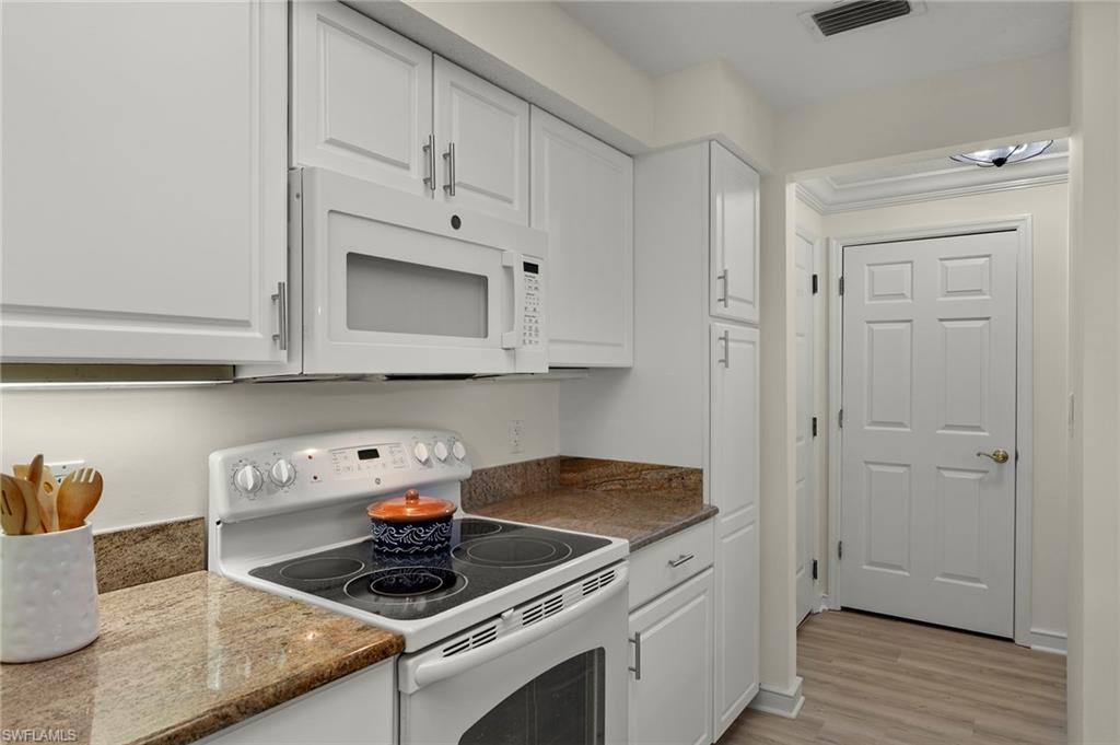 100 Glenview PL # 202