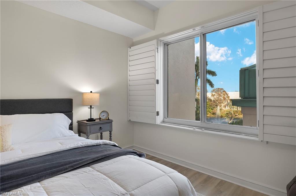 100 Glenview PL # 202