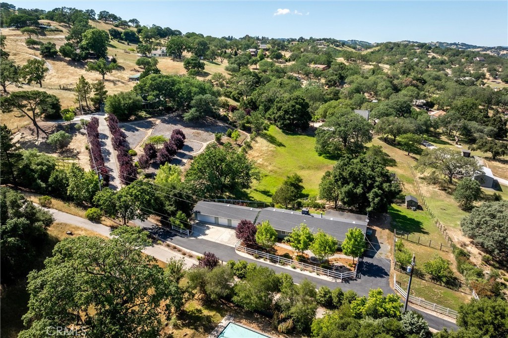 6975 San Gabriel