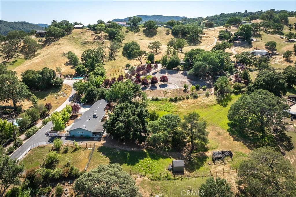 6975 San Gabriel