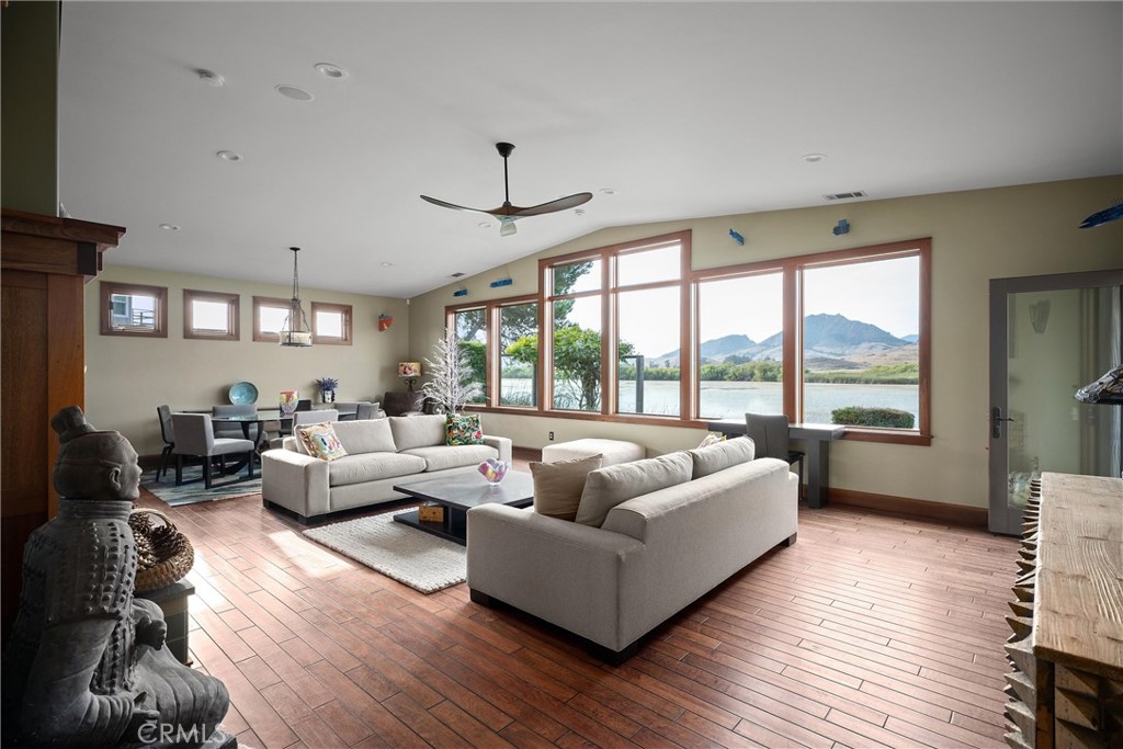 1330 Oceanaire Drive