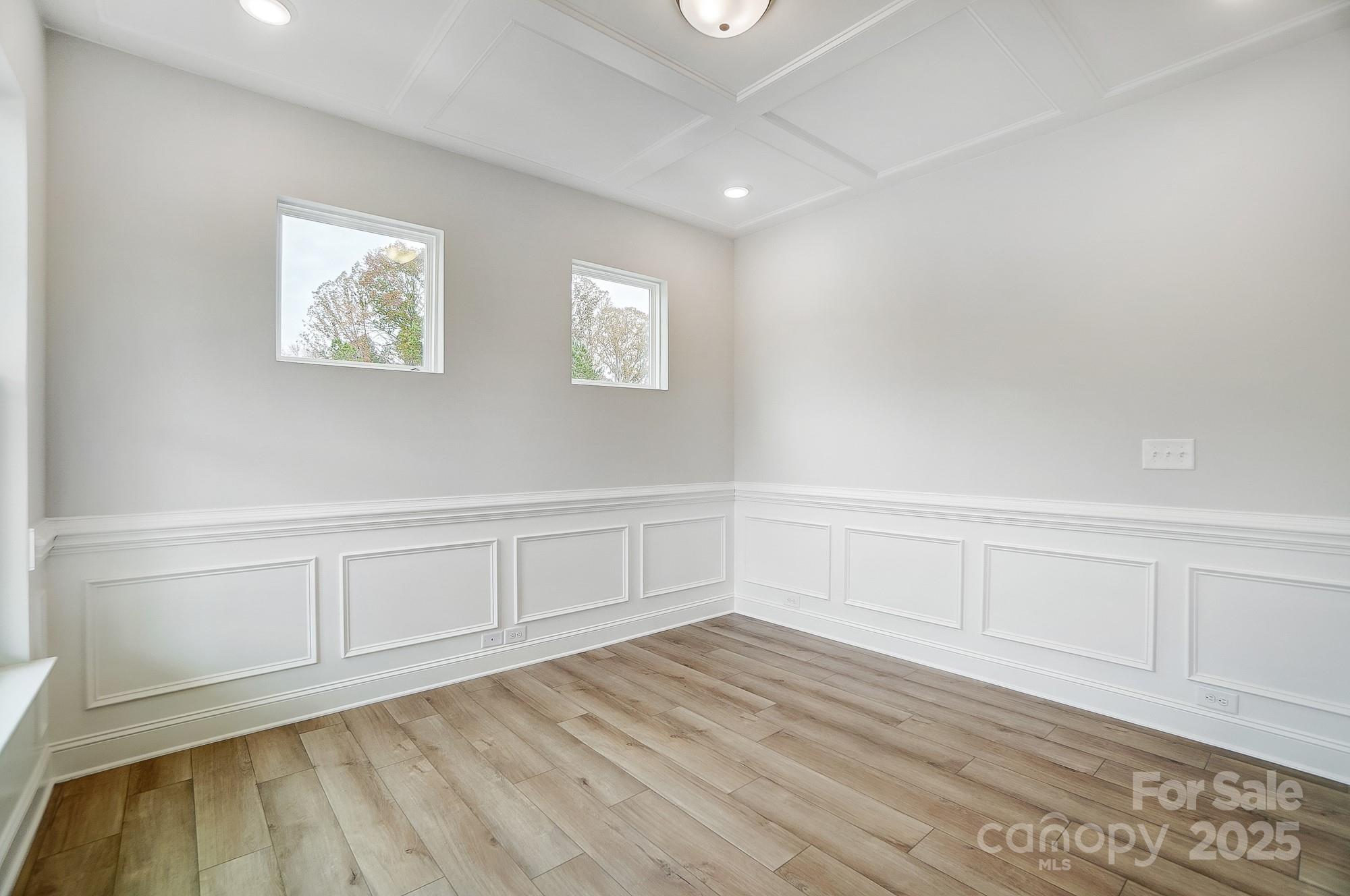 2003 Cedar Falls Drive