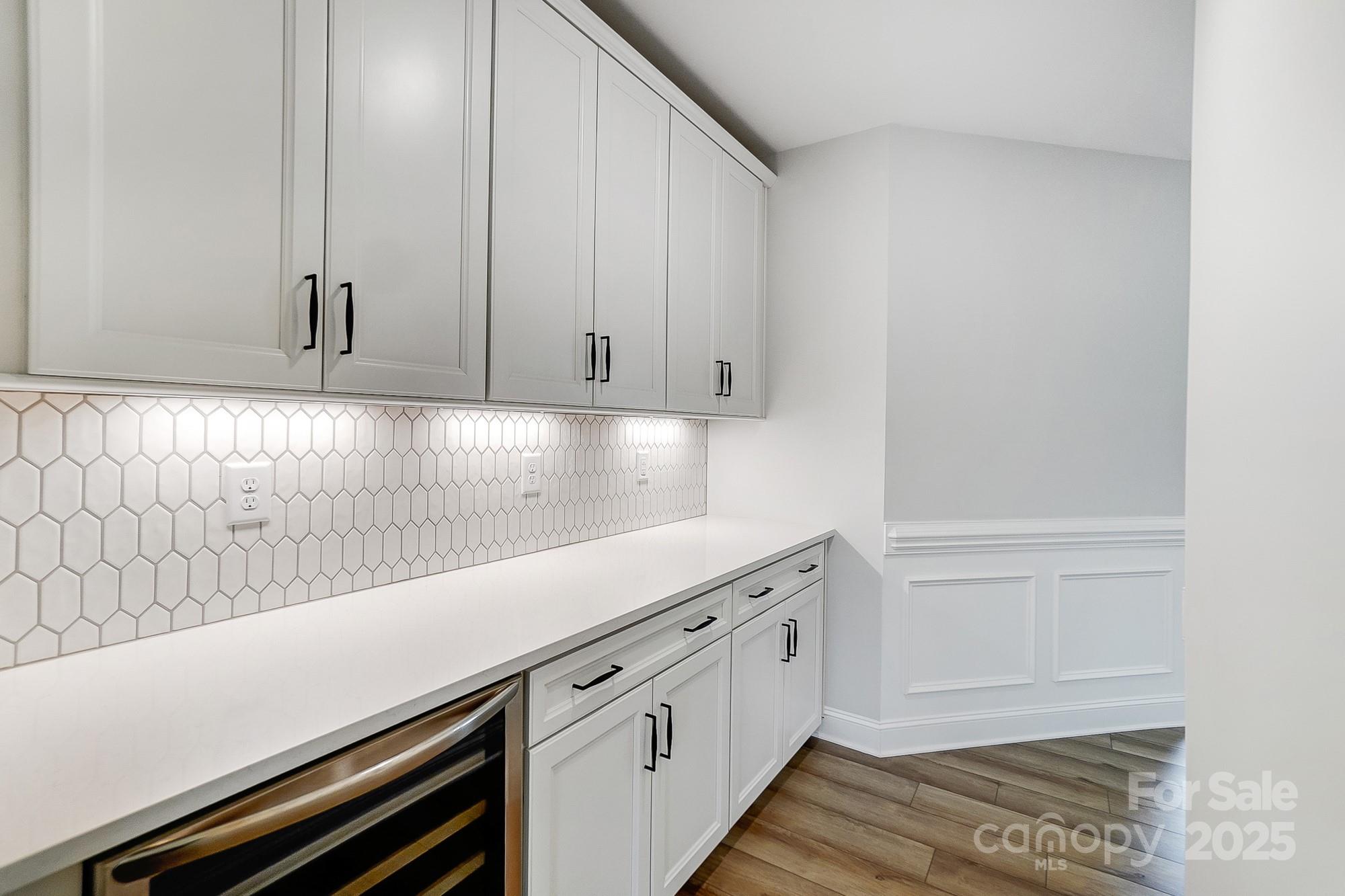 2003 Cedar Falls Drive