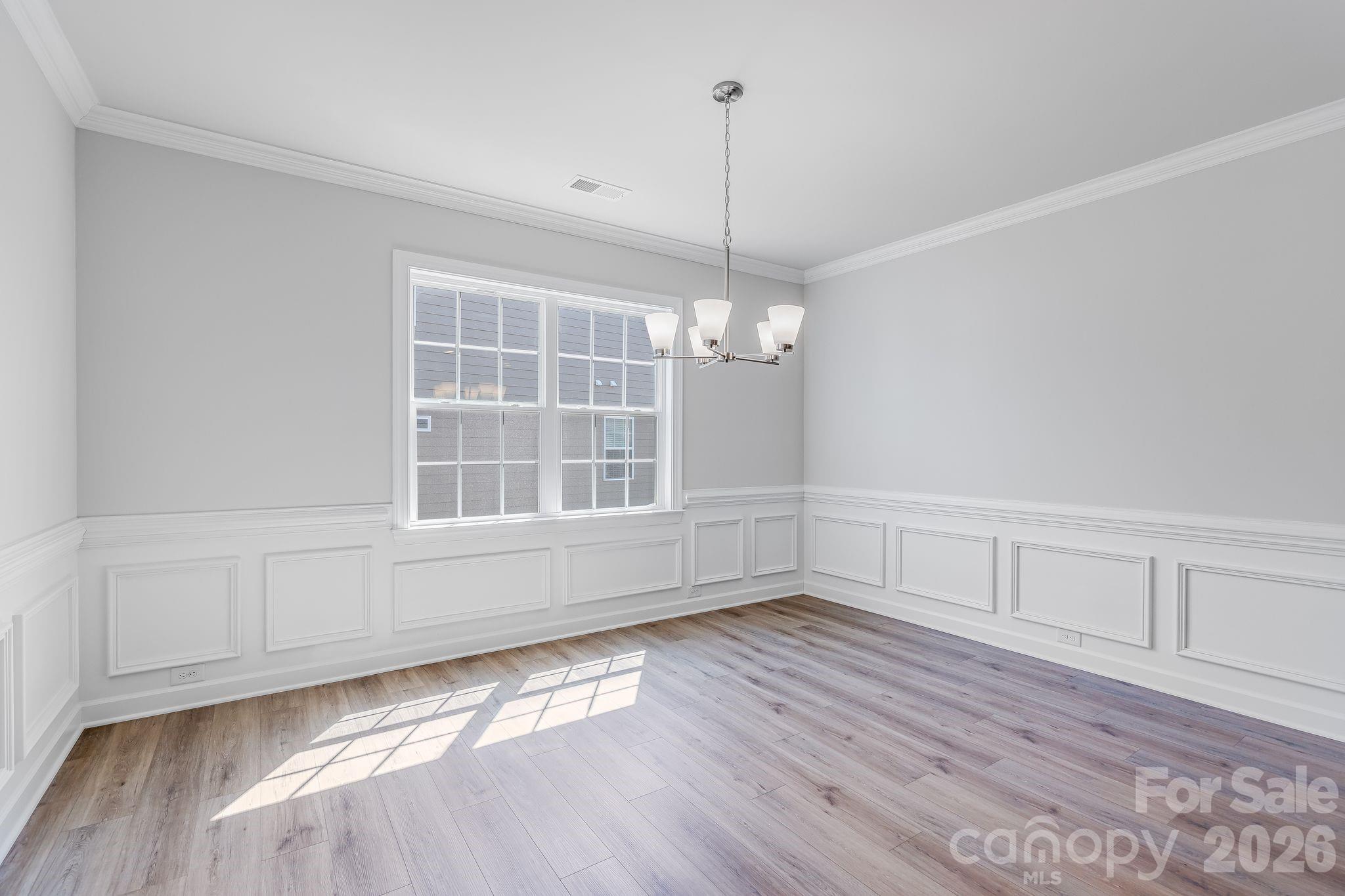 2287 Moon Crest Road Unit: 143