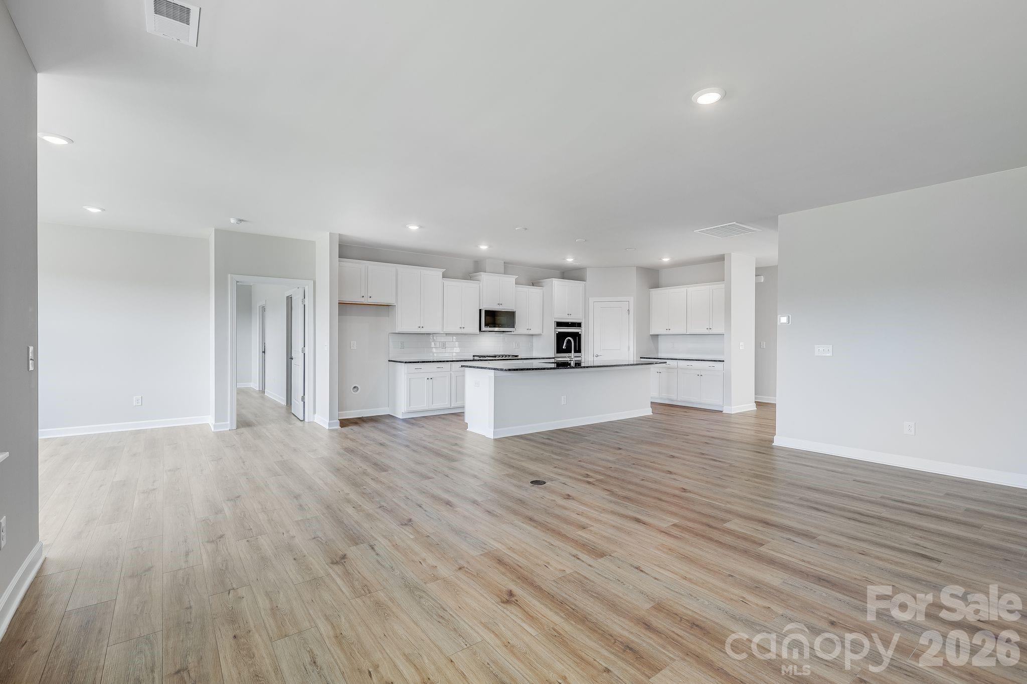 2287 Moon Crest Road Unit: 143