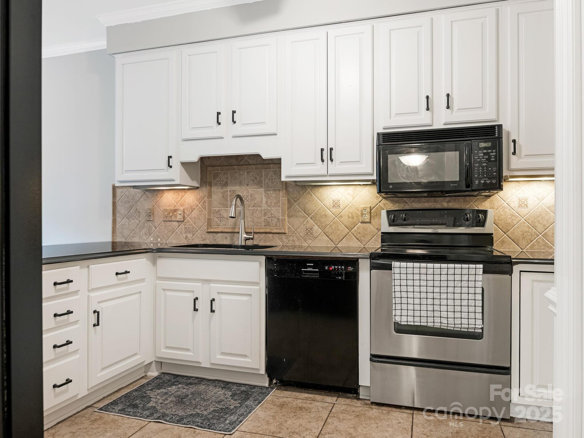 2857 Sharon View Road