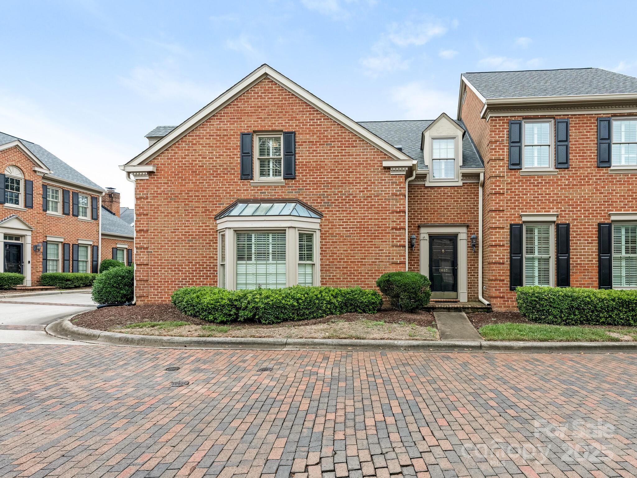 2857 Sharon View Road