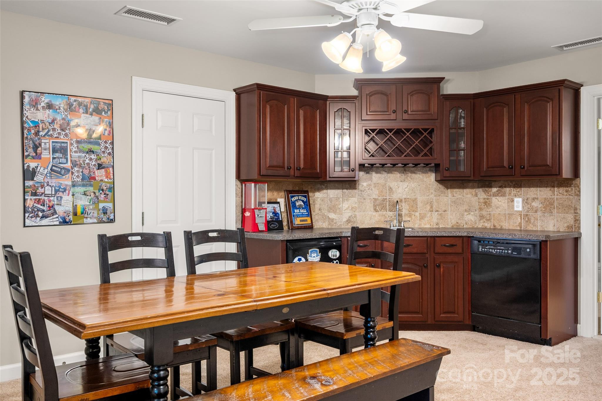 12106 Woodcliff Court