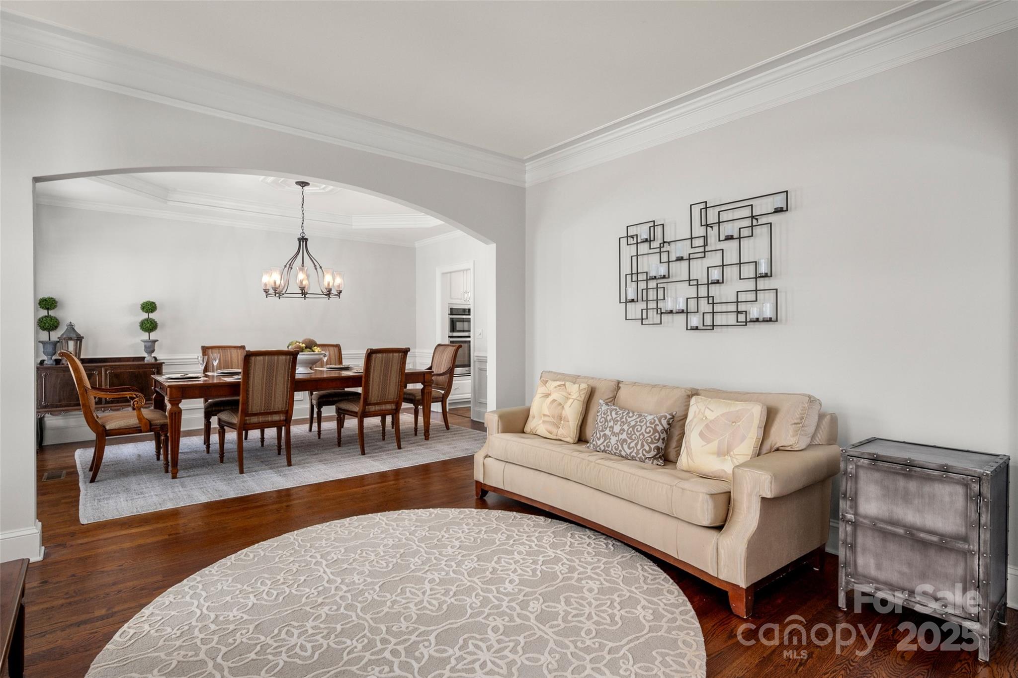 12106 Woodcliff Court