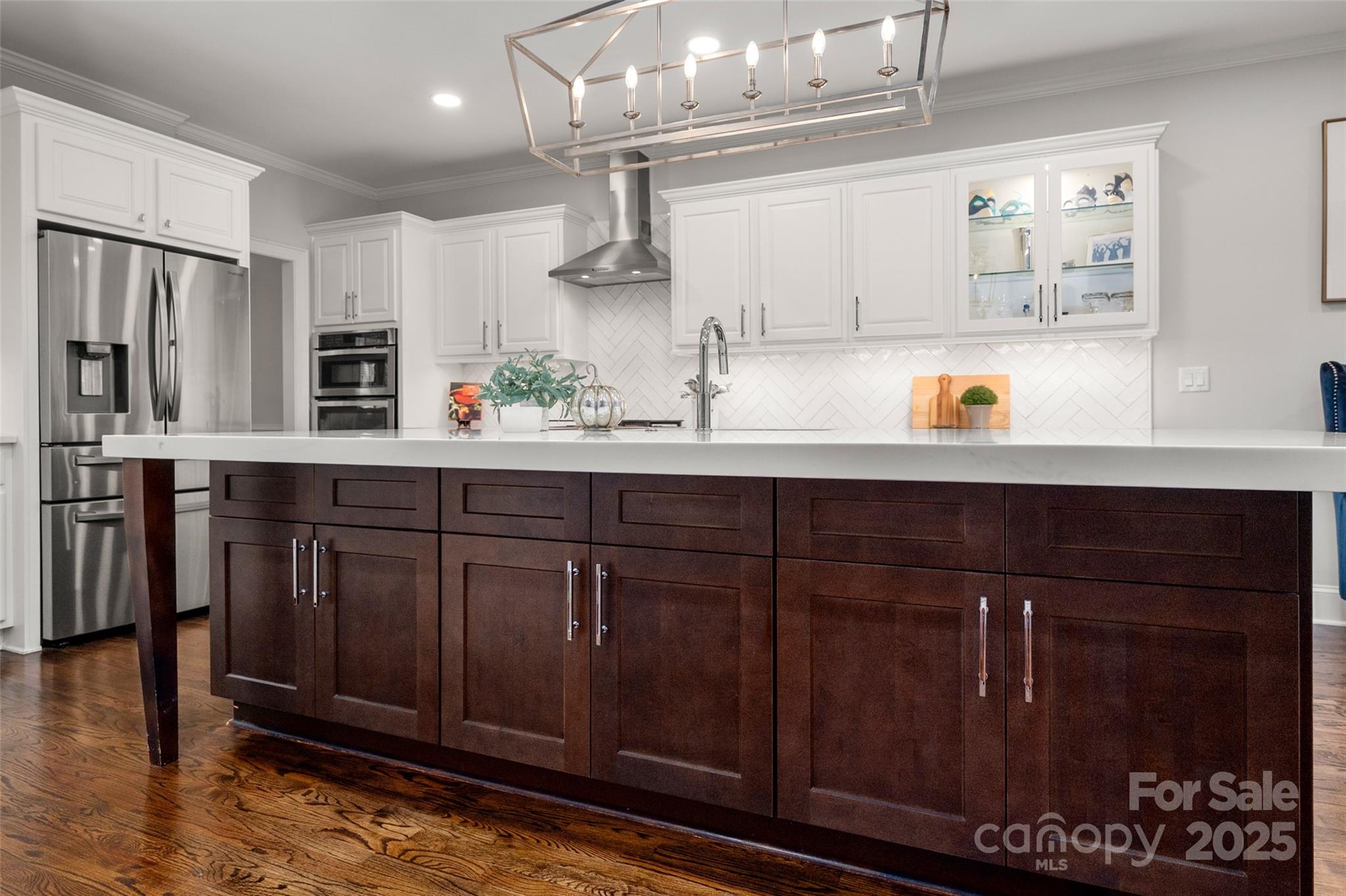 12106 Woodcliff Court