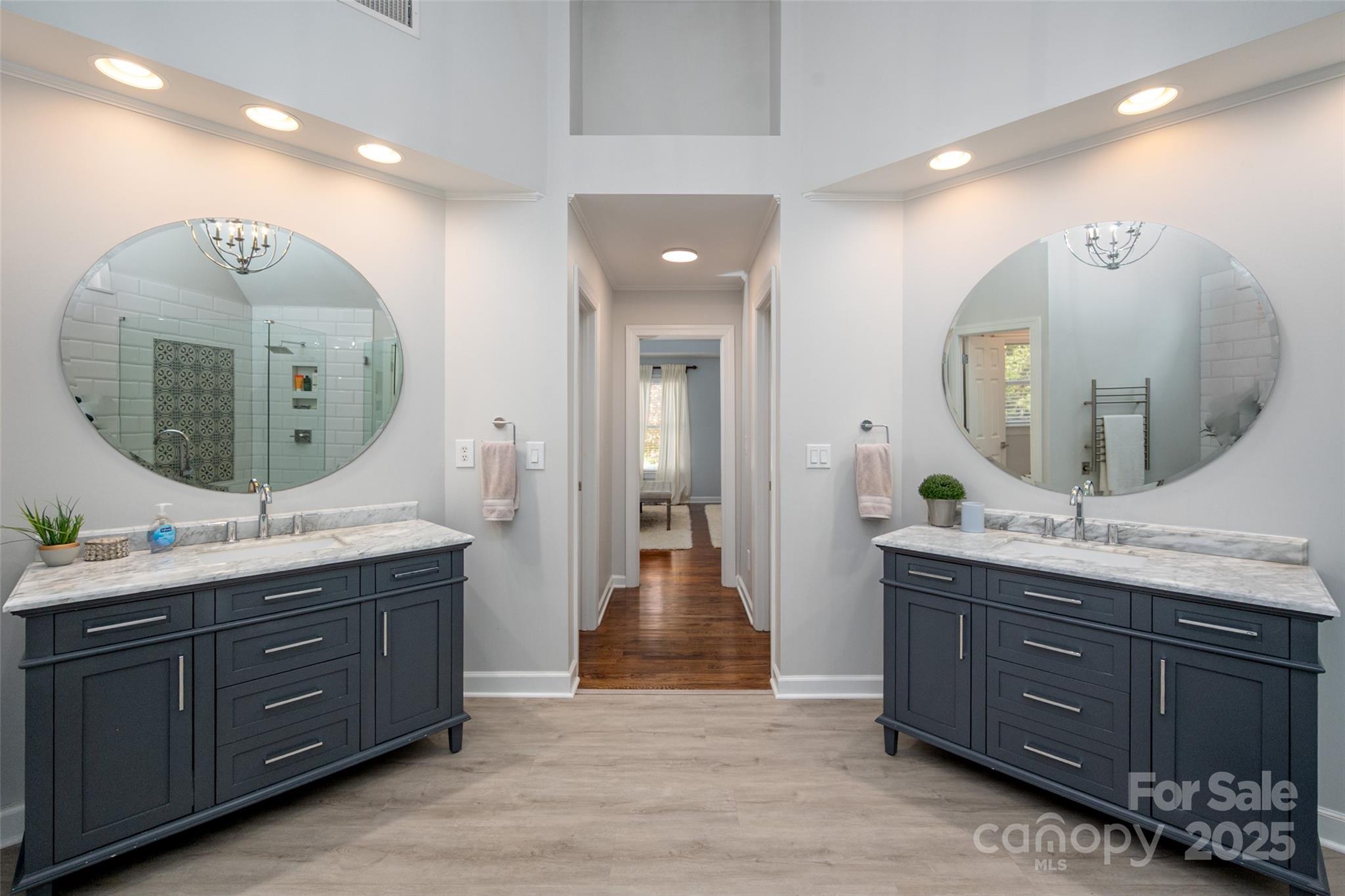 12106 Woodcliff Court