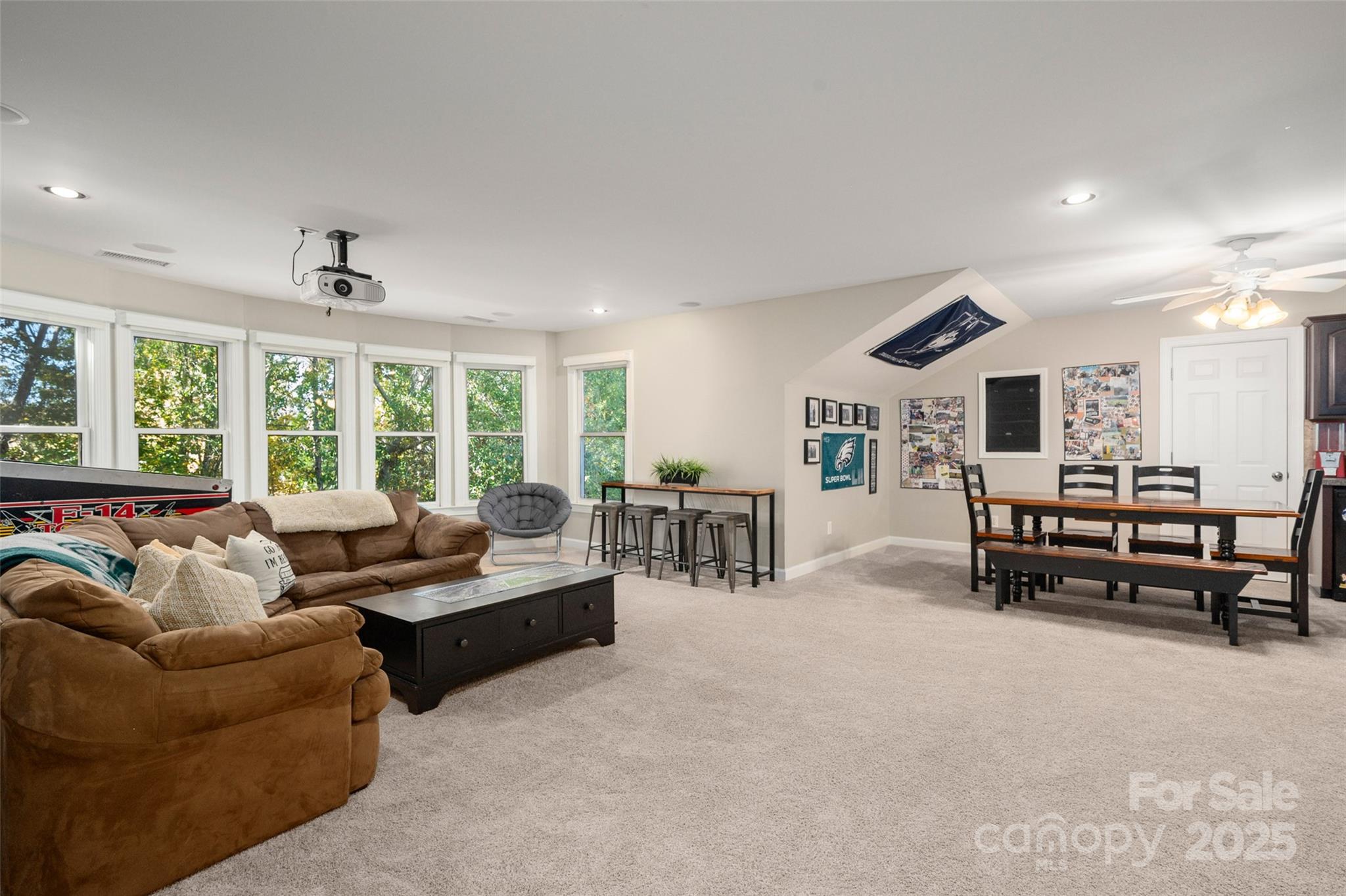 12106 Woodcliff Court