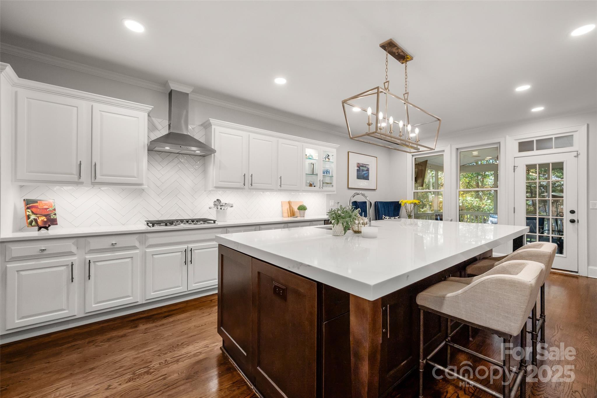 12106 Woodcliff Court