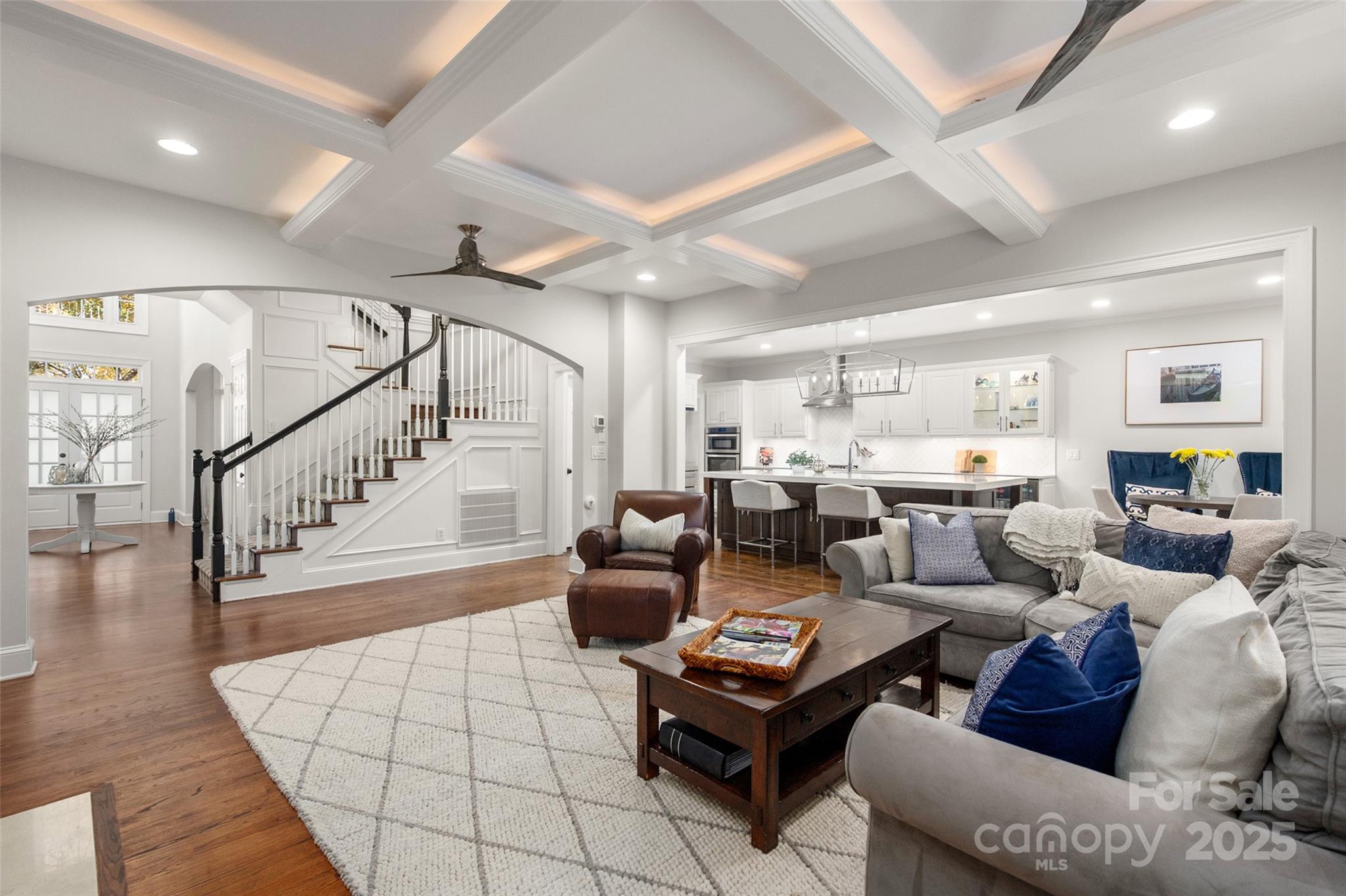 12106 Woodcliff Court