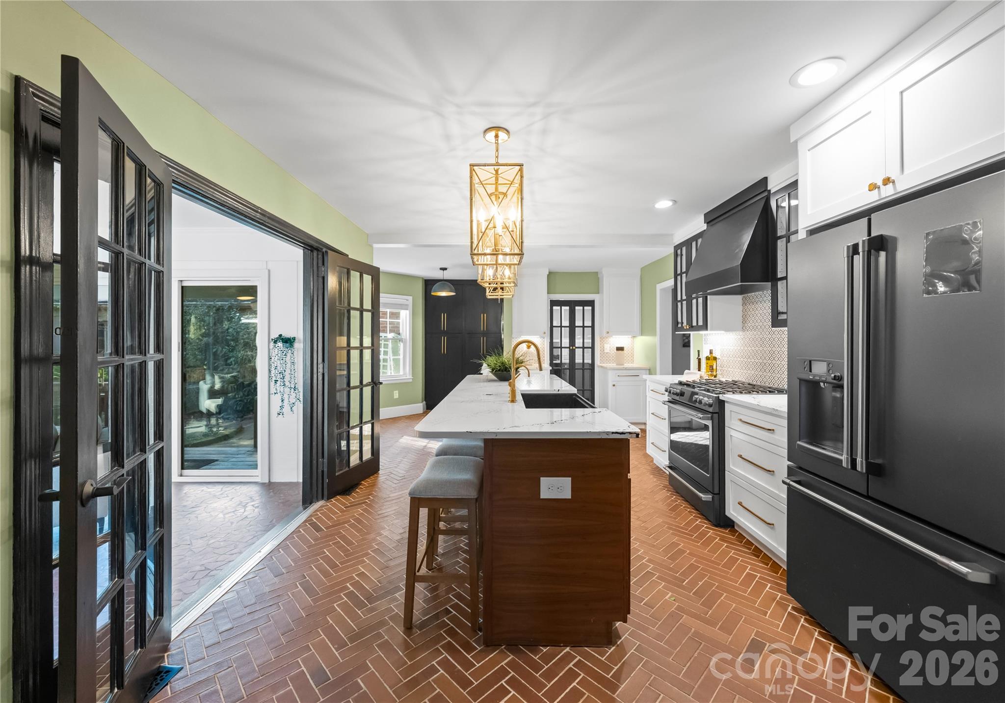 112 Sardis View Road