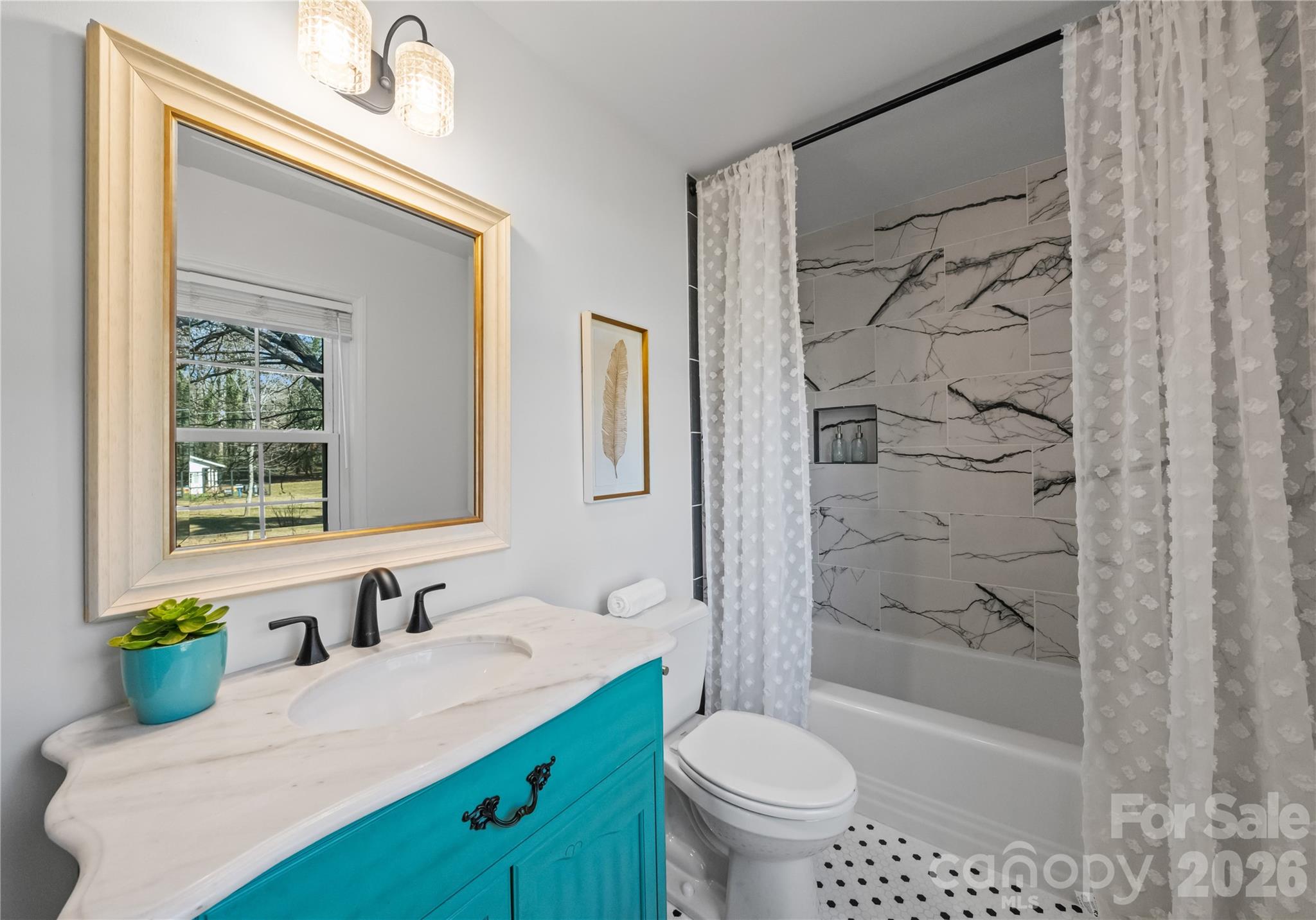 112 Sardis View Road