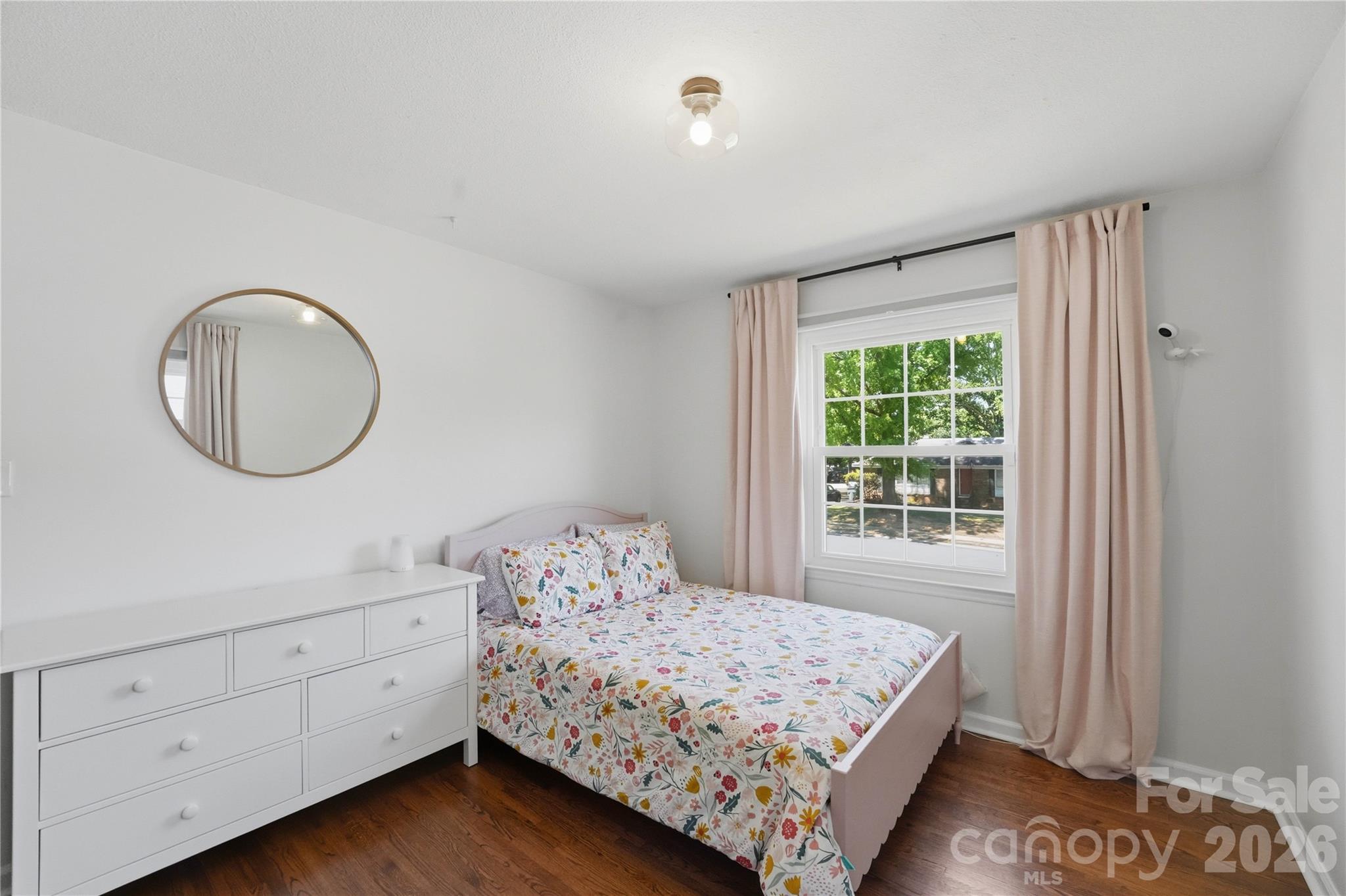 1061 Eaglewood Avenue