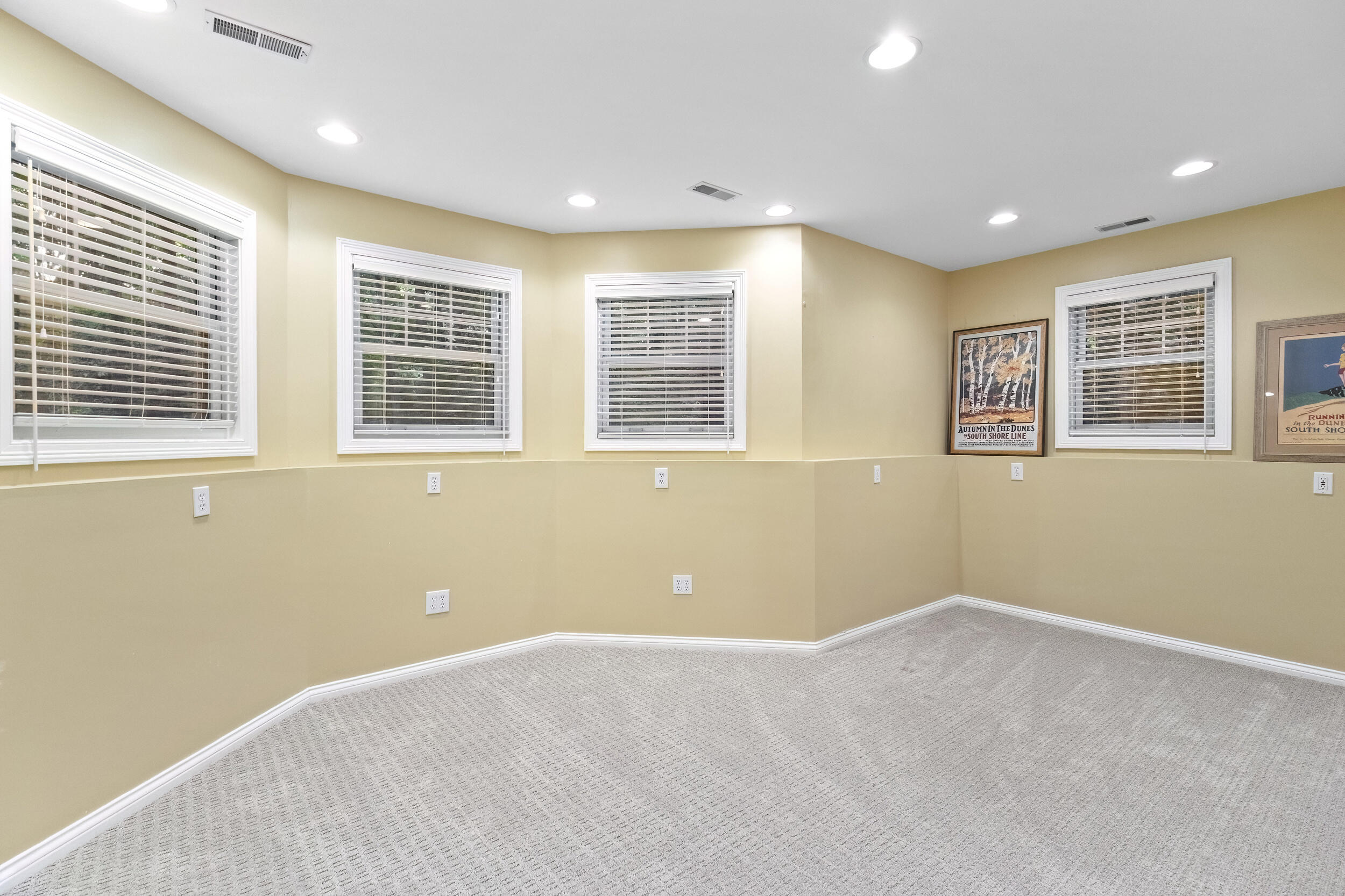 18581 Brook Hollow