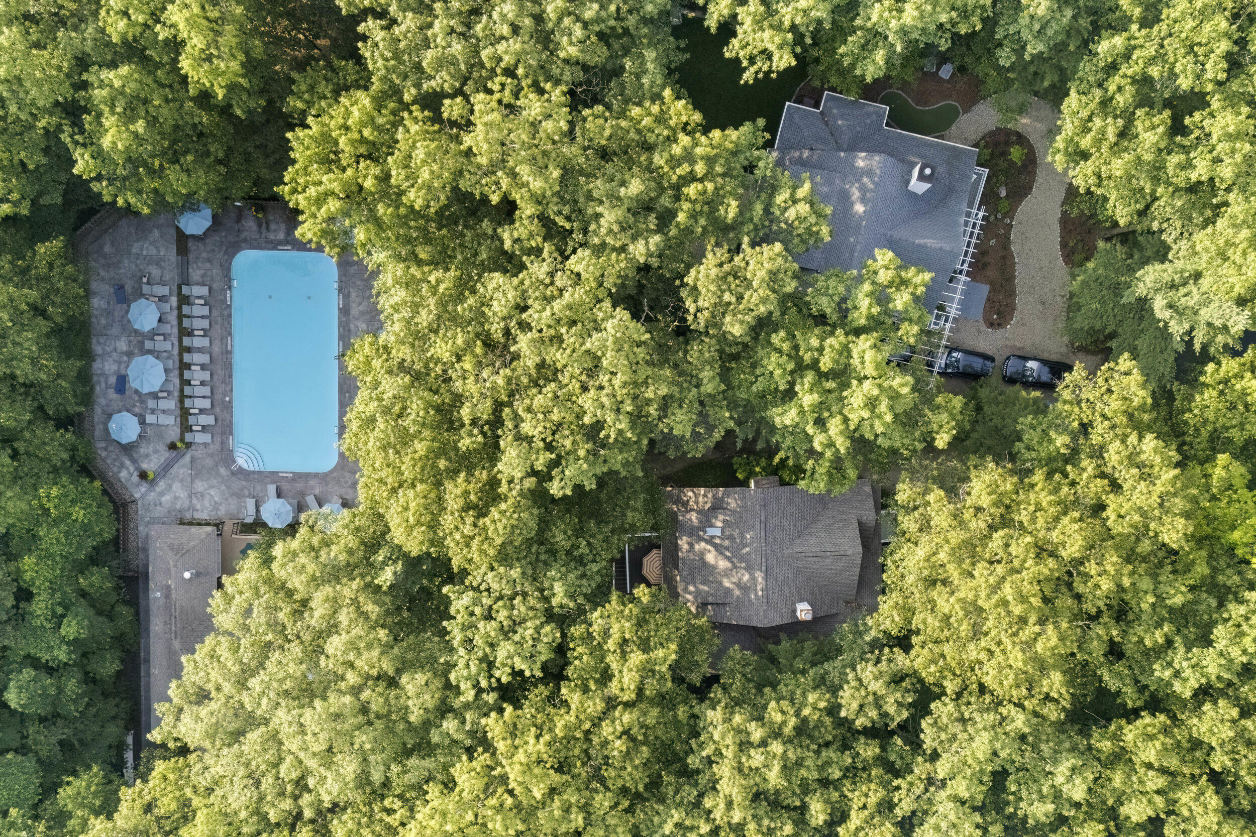 18581 Brook Hollow