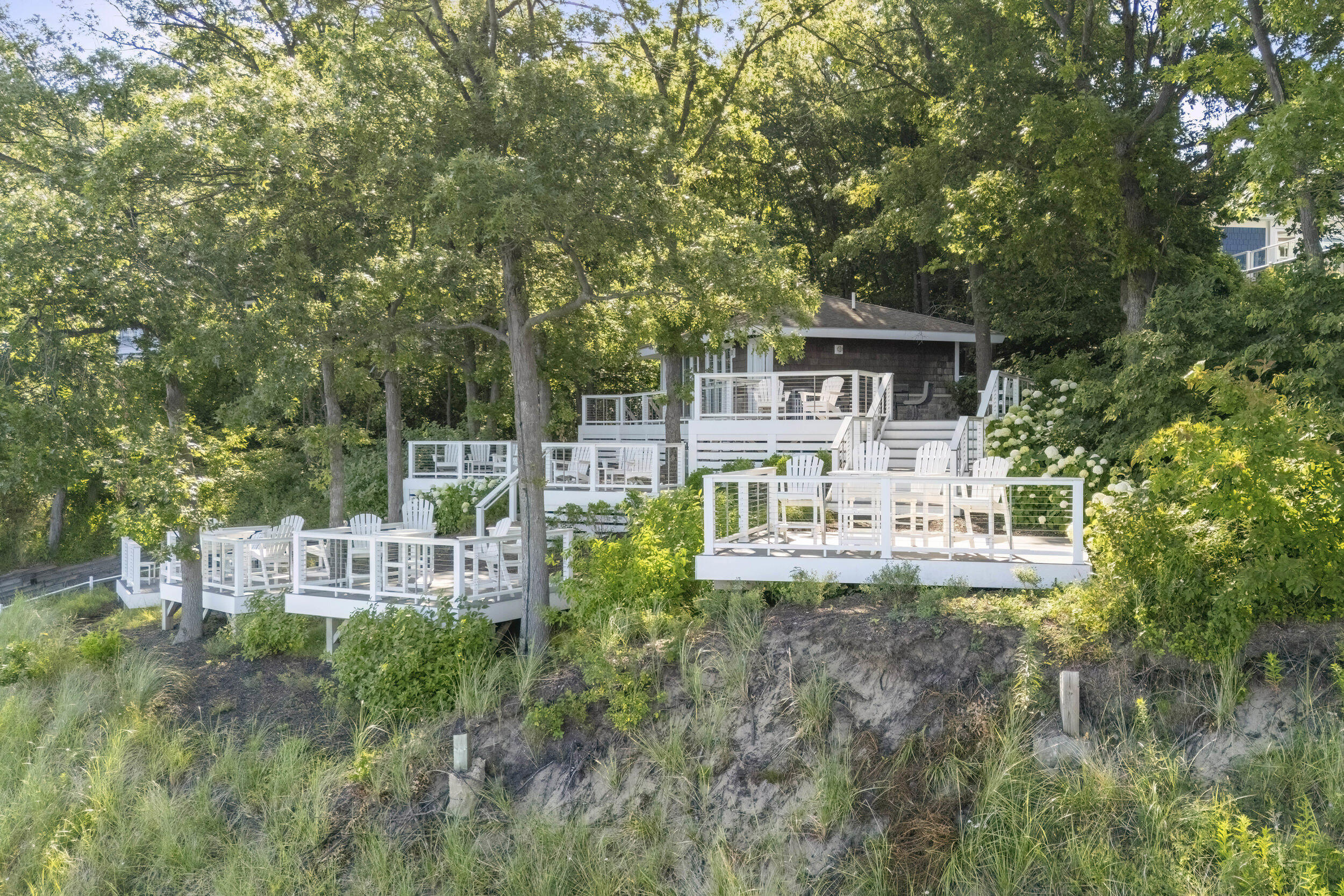 18581 Brook Hollow