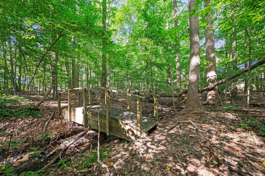 13855 Cherry Beach Road