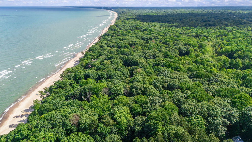 13855 Cherry Beach Road