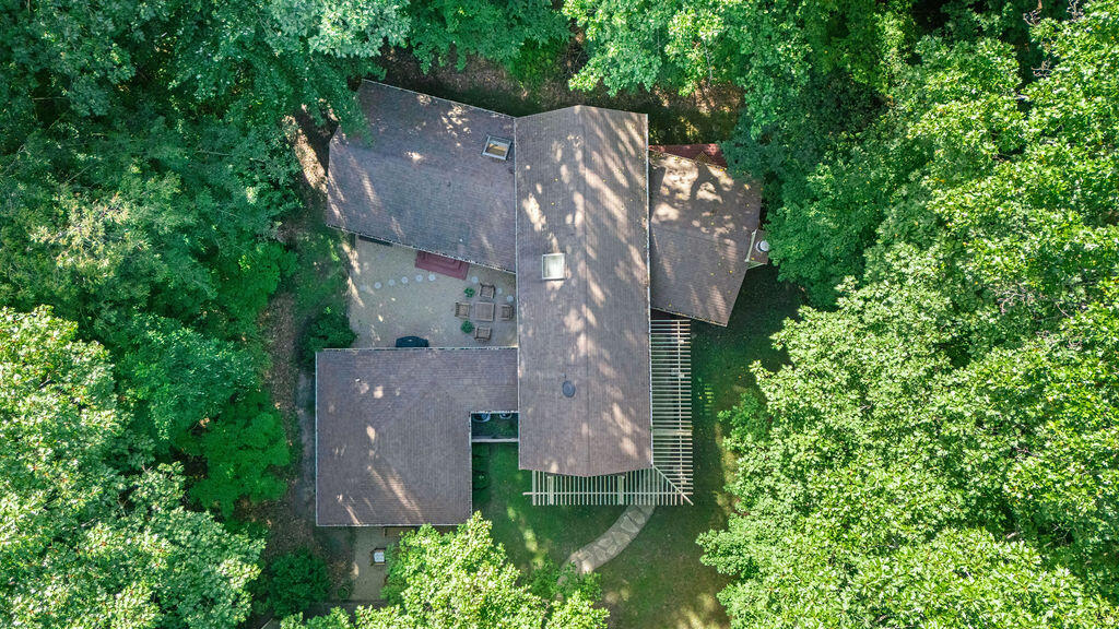 13855 Cherry Beach Road