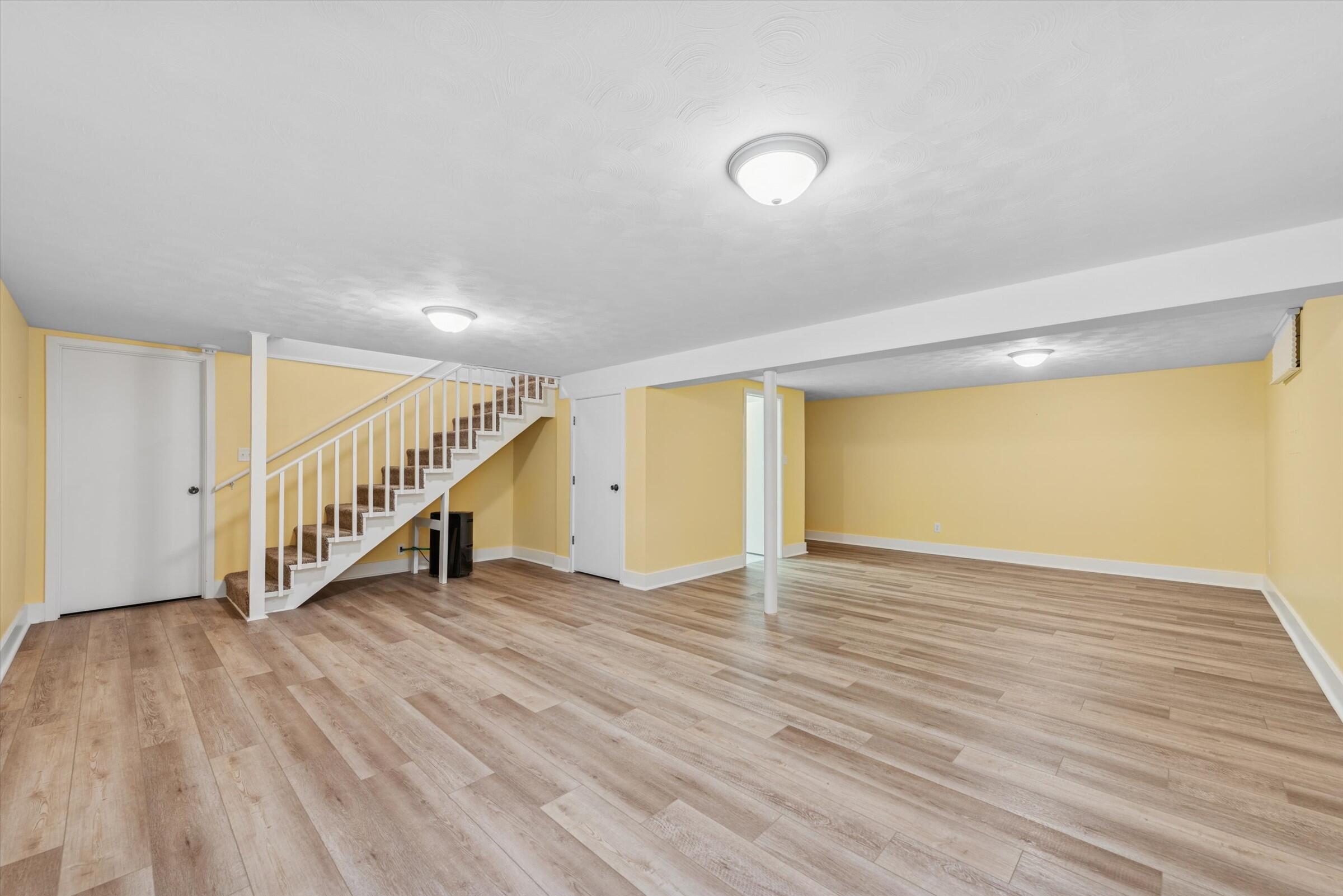 13935 Lakewood Drive