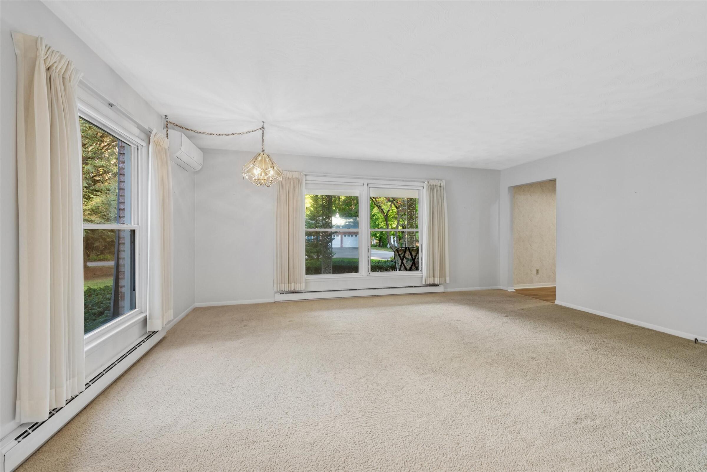 13935 Lakewood Drive