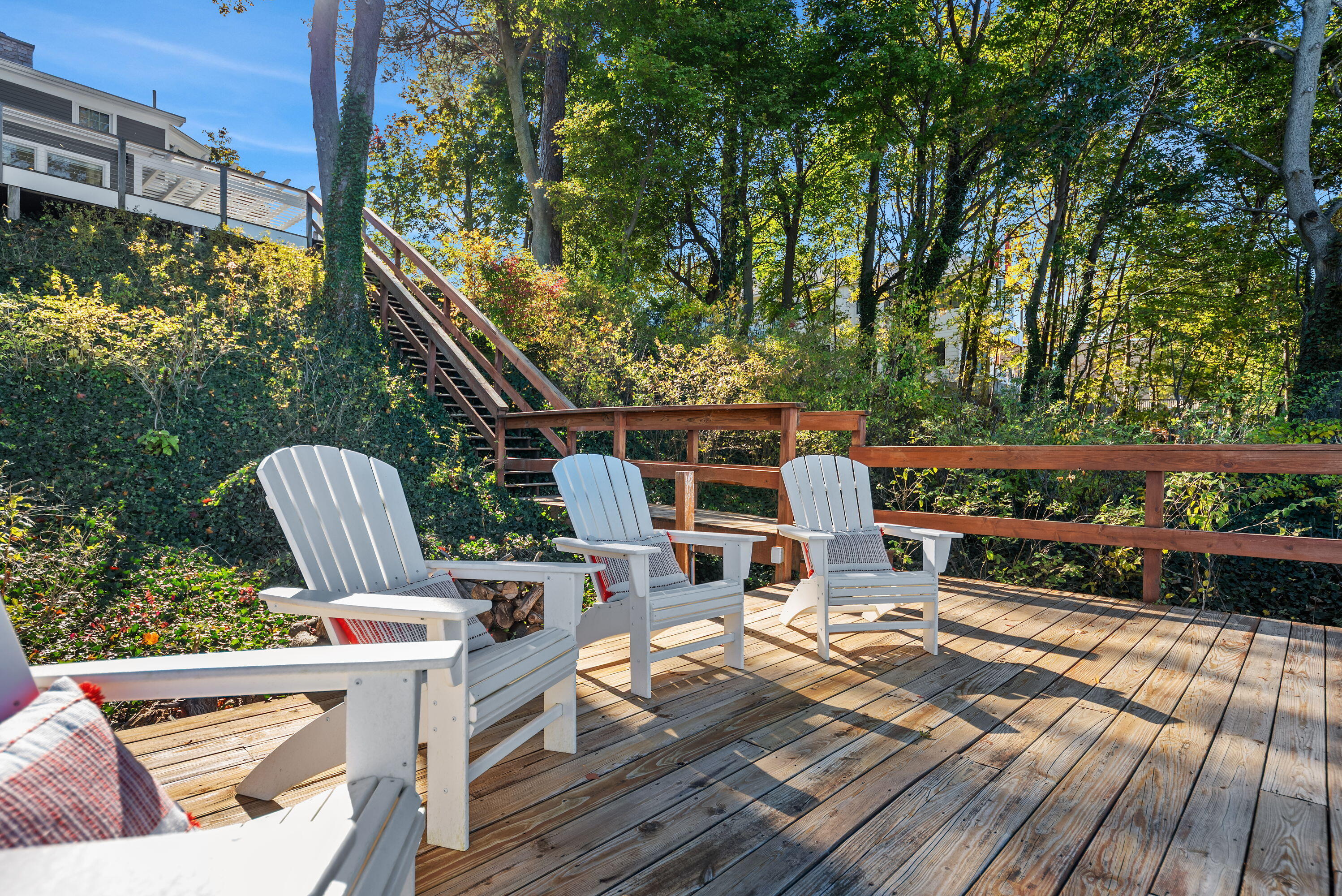 15800 Lakeshore Road