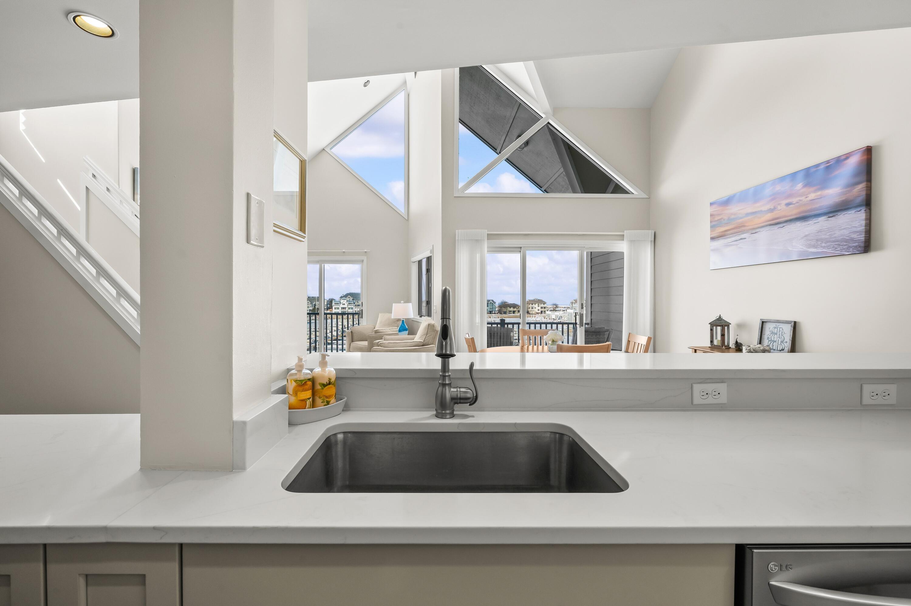 300 Oselka Drive 464