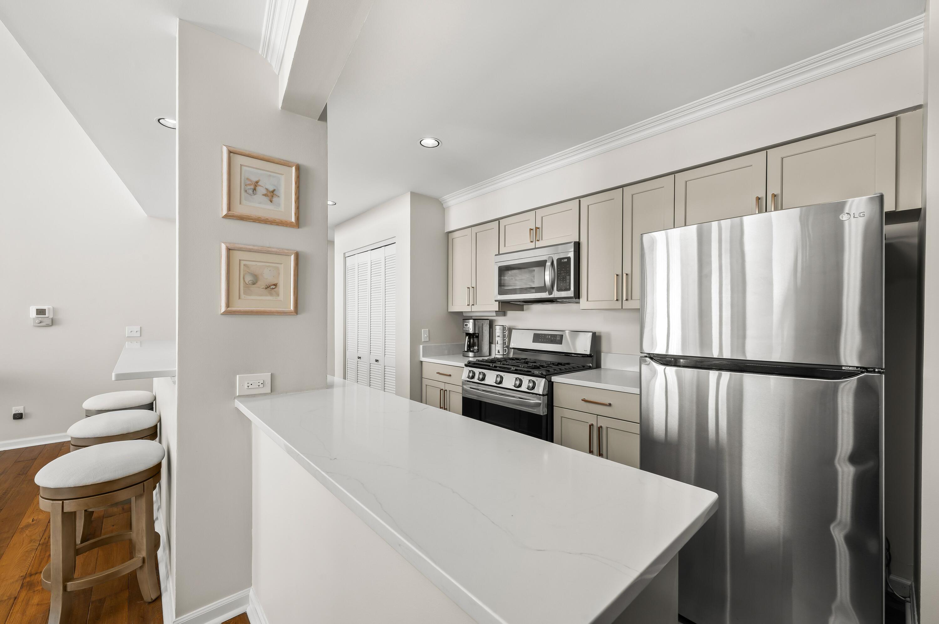 300 Oselka Drive 464