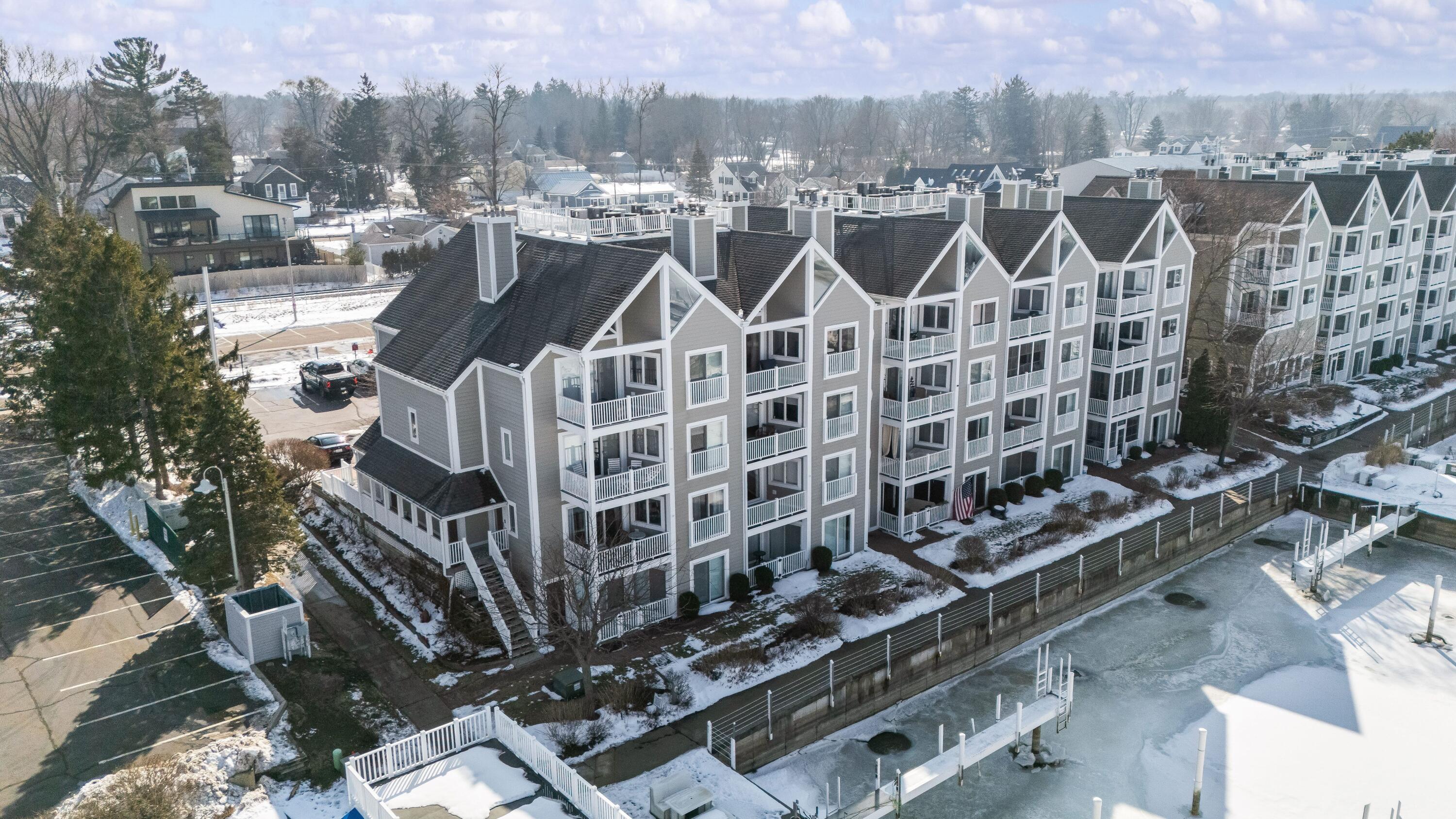 300 Oselka Drive 464